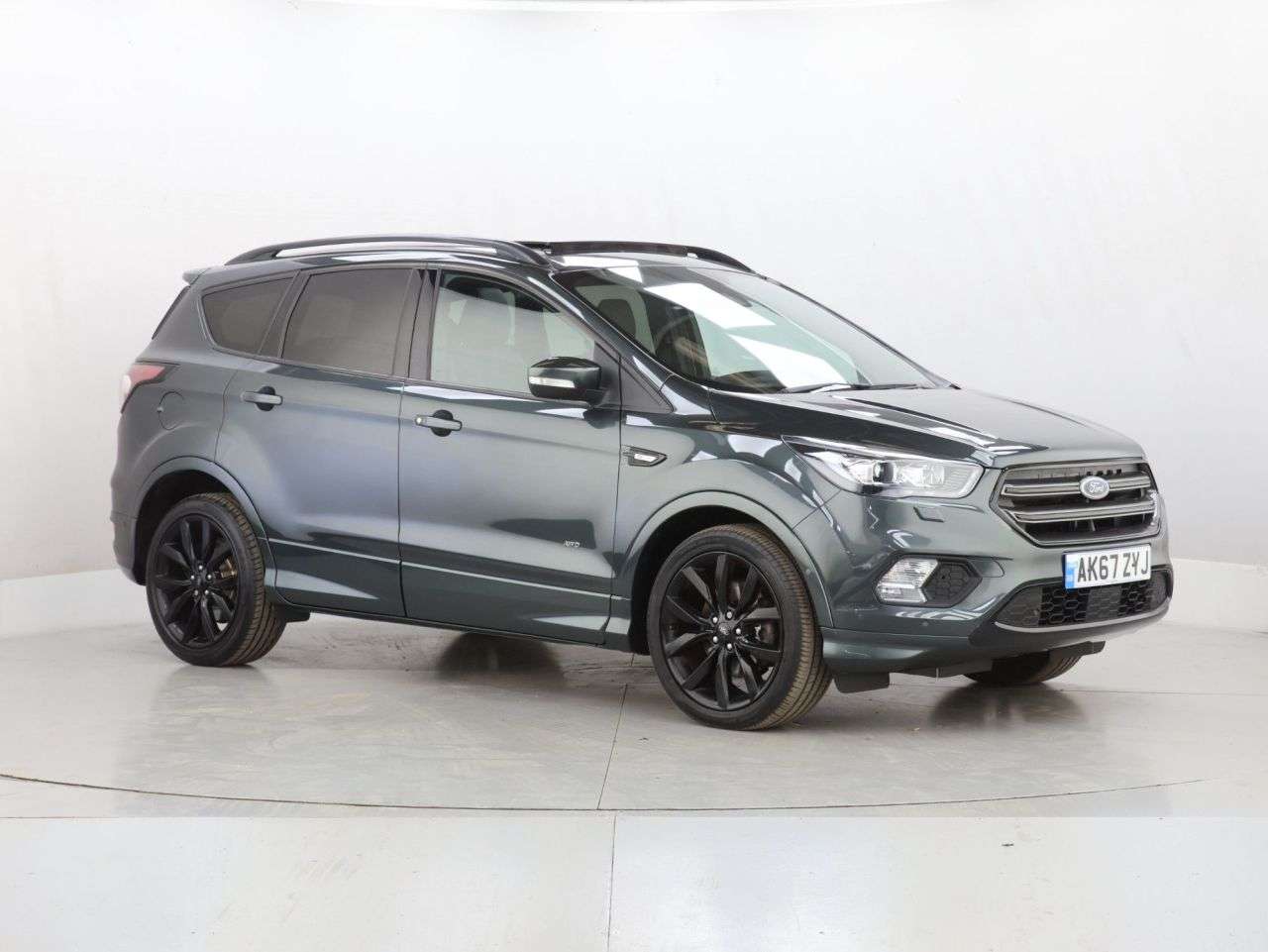 A 2018 FORD KUGA 2.0 TDCi ST-Line X SUV 5dr Diesel Powershift AWD Euro 6 (s/s) (180 ps) A 2018 FORD KUGA 2.0 TDCi ST-Line X SUV 5dr Diesel Powershift AWD Euro 6 (s/s) (180 ps)