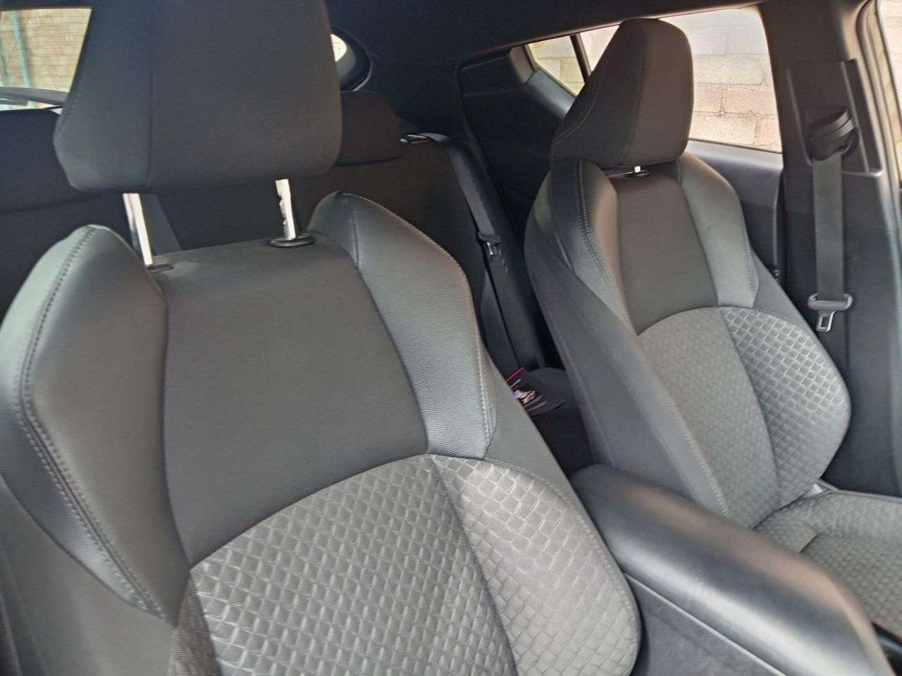 2022 TOYOTA C-HR 2022 TOYOTA C-HR