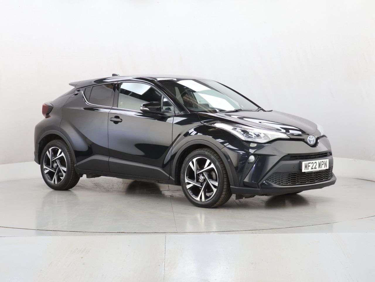 A 2022 TOYOTA C-HR 1.8 VVT-h GPF Design SUV 5dr Petrol Hybrid CVT Euro 6 (s/s) (122 ps) A 2022 TOYOTA C-HR 1.8 VVT-h GPF Design SUV 5dr Petrol Hybrid CVT Euro 6 (s/s) (122 ps)