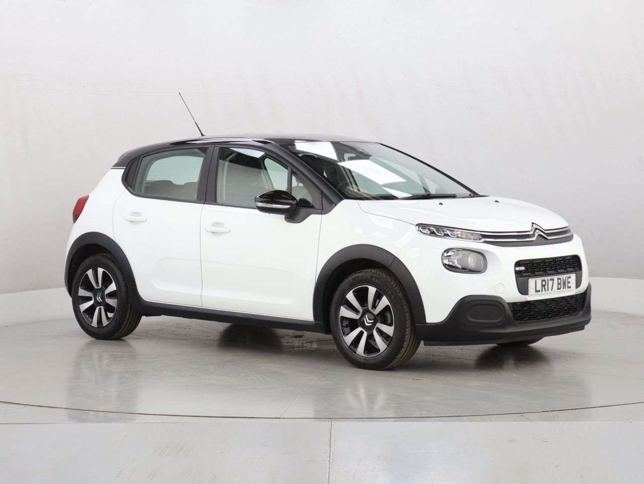A 2017 CITROEN C3 1.2 PureTech Feel Hatchback 5dr Petrol Manual Euro 6 (82 ps) A 2017 CITROEN C3 1.2 PureTech Feel Hatchback 5dr Petrol Manual Euro 6 (82 ps)