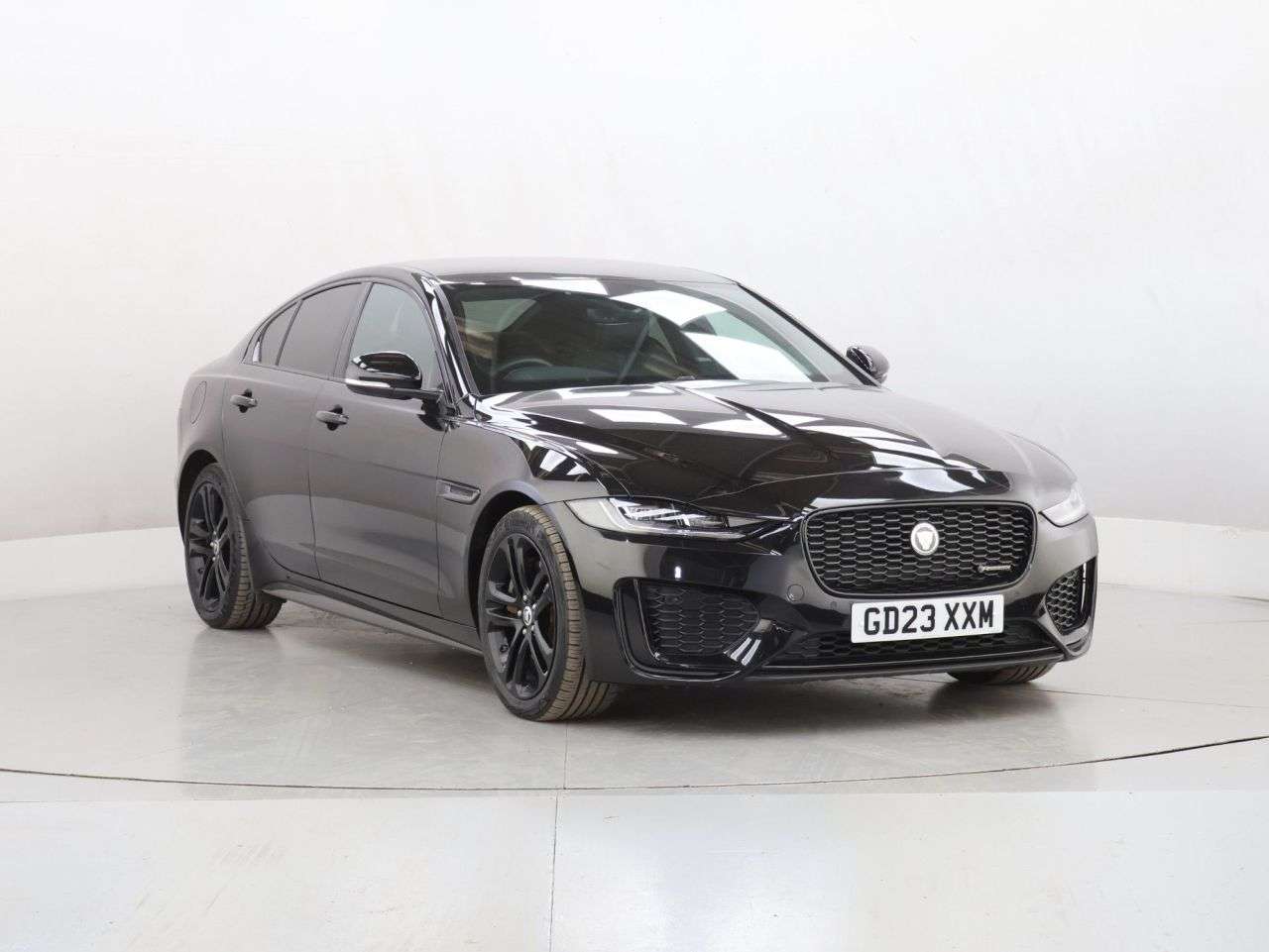 A 2023 JAGUAR XE 2.0 D200 MHEV R-Dynamic S Saloon 4dr Diesel Auto Euro 6 (s/s) (204 ps) A 2023 JAGUAR XE 2.0 D200 MHEV R-Dynamic S Saloon 4dr Diesel Auto Euro 6 (s/s) (204 ps)
