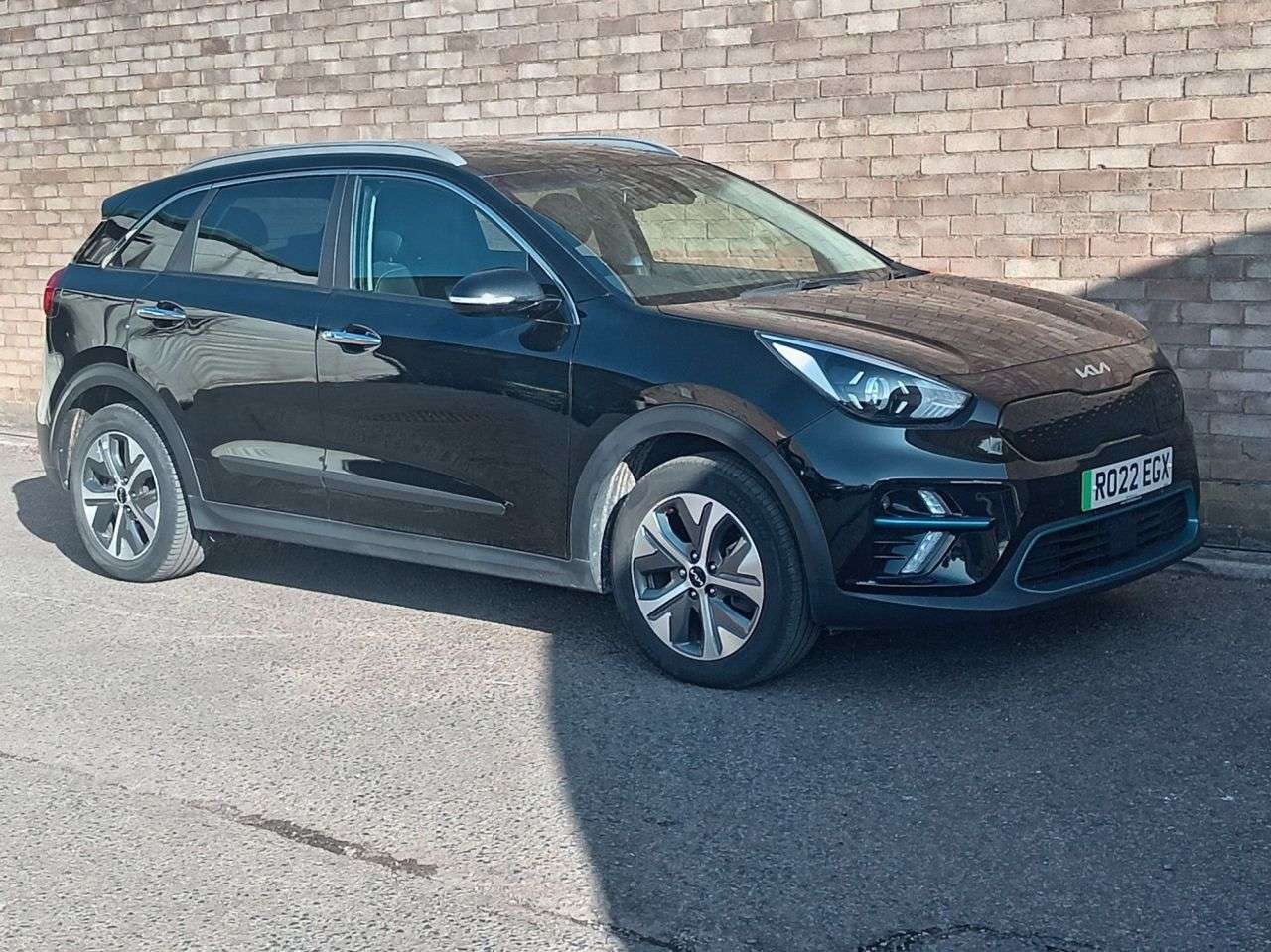 A 2022 KIA NIRO 64kWh 3 SUV 5dr Electric Auto (201 bhp) A 2022 KIA NIRO 64kWh 3 SUV 5dr Electric Auto (201 bhp)