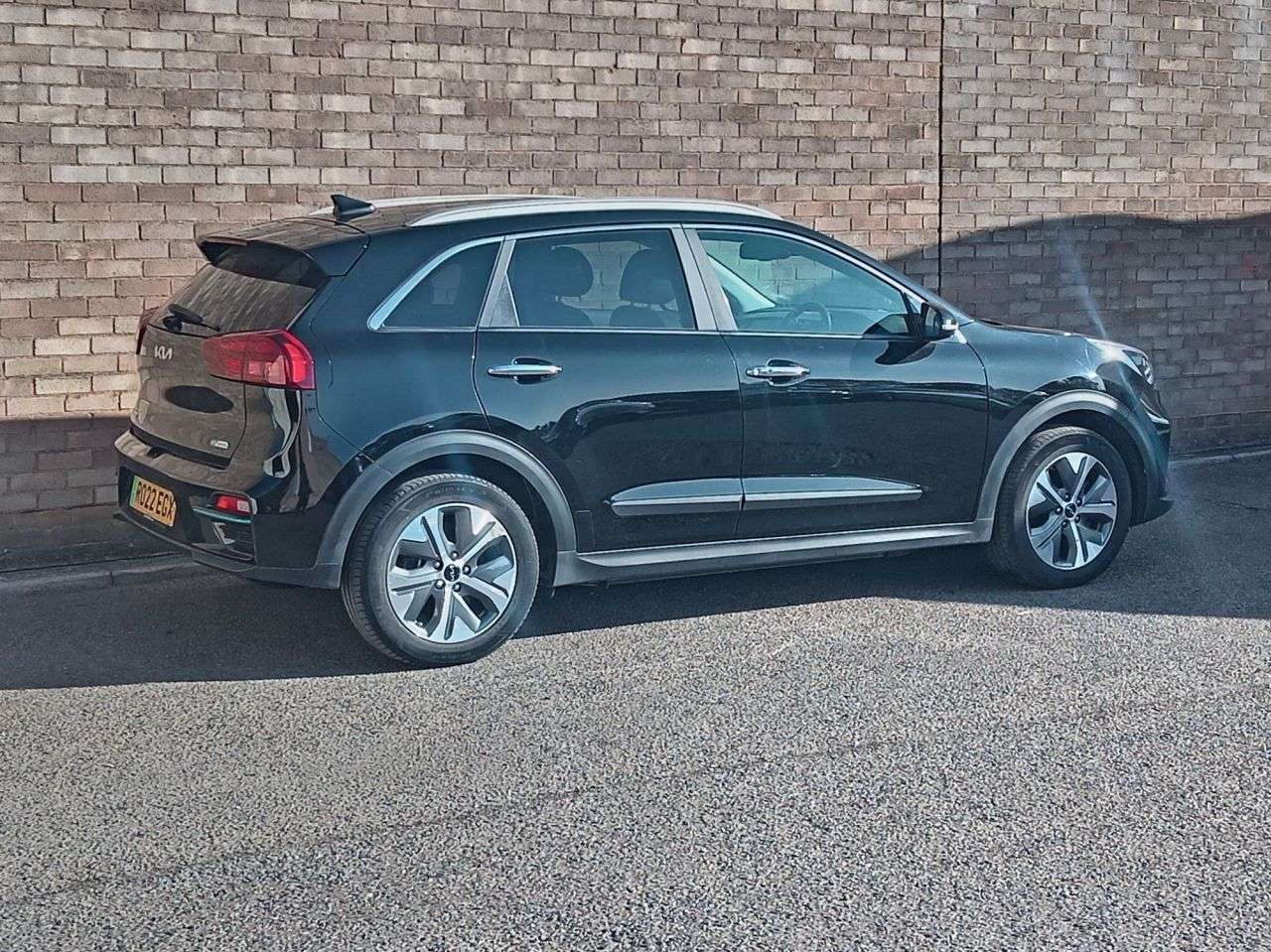 A 2022 KIA NIRO 64kWh 3 SUV 5dr Electric Auto (201 bhp) A 2022 KIA NIRO 64kWh 3 SUV 5dr Electric Auto (201 bhp)