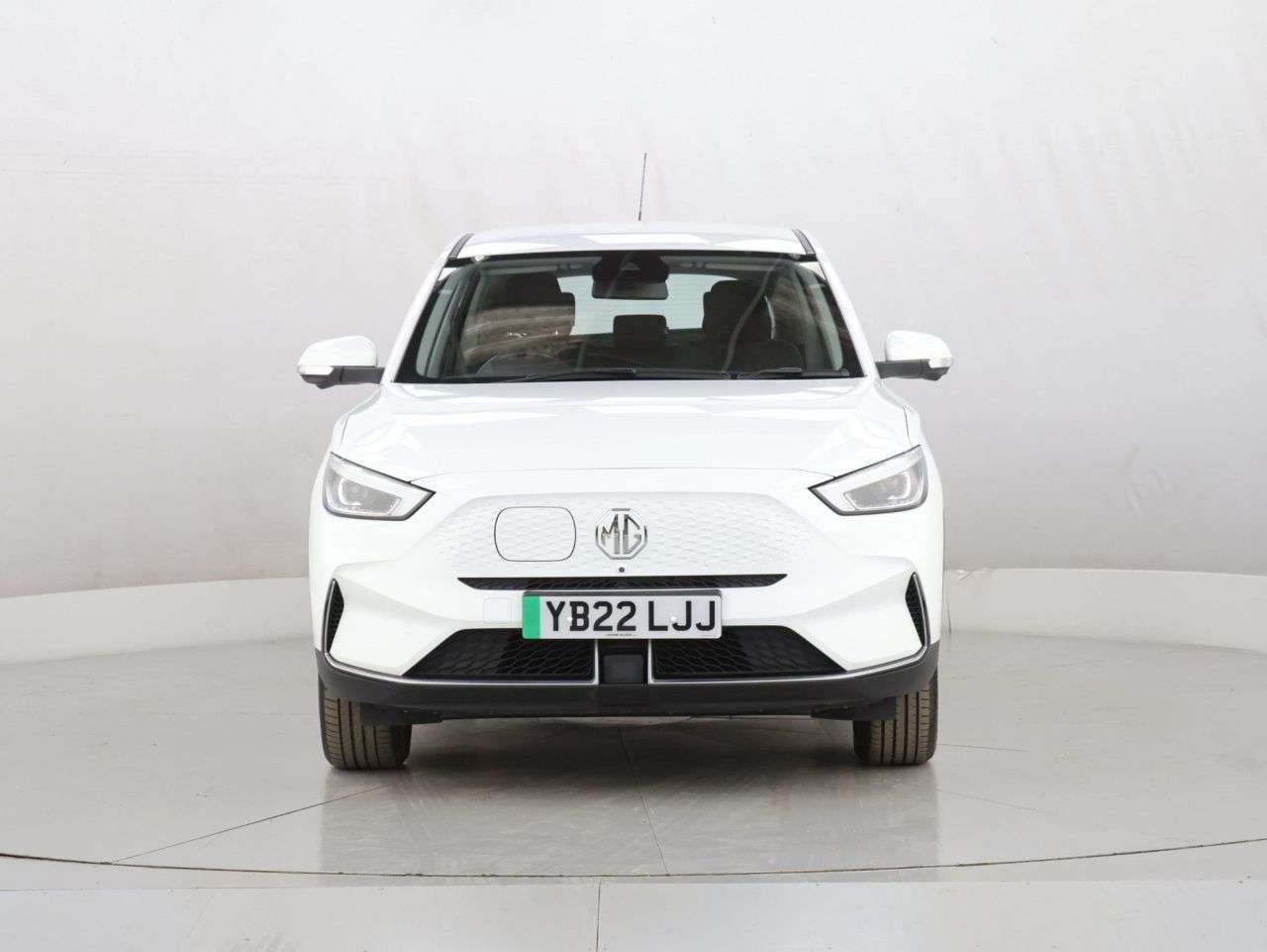 A 2022 MG MG ZS 72.6kWh SE Long Range SUV 5dr Electric Auto (156 ps) A 2022 MG MG ZS 72.6kWh SE Long Range SUV 5dr Electric Auto (156 ps)