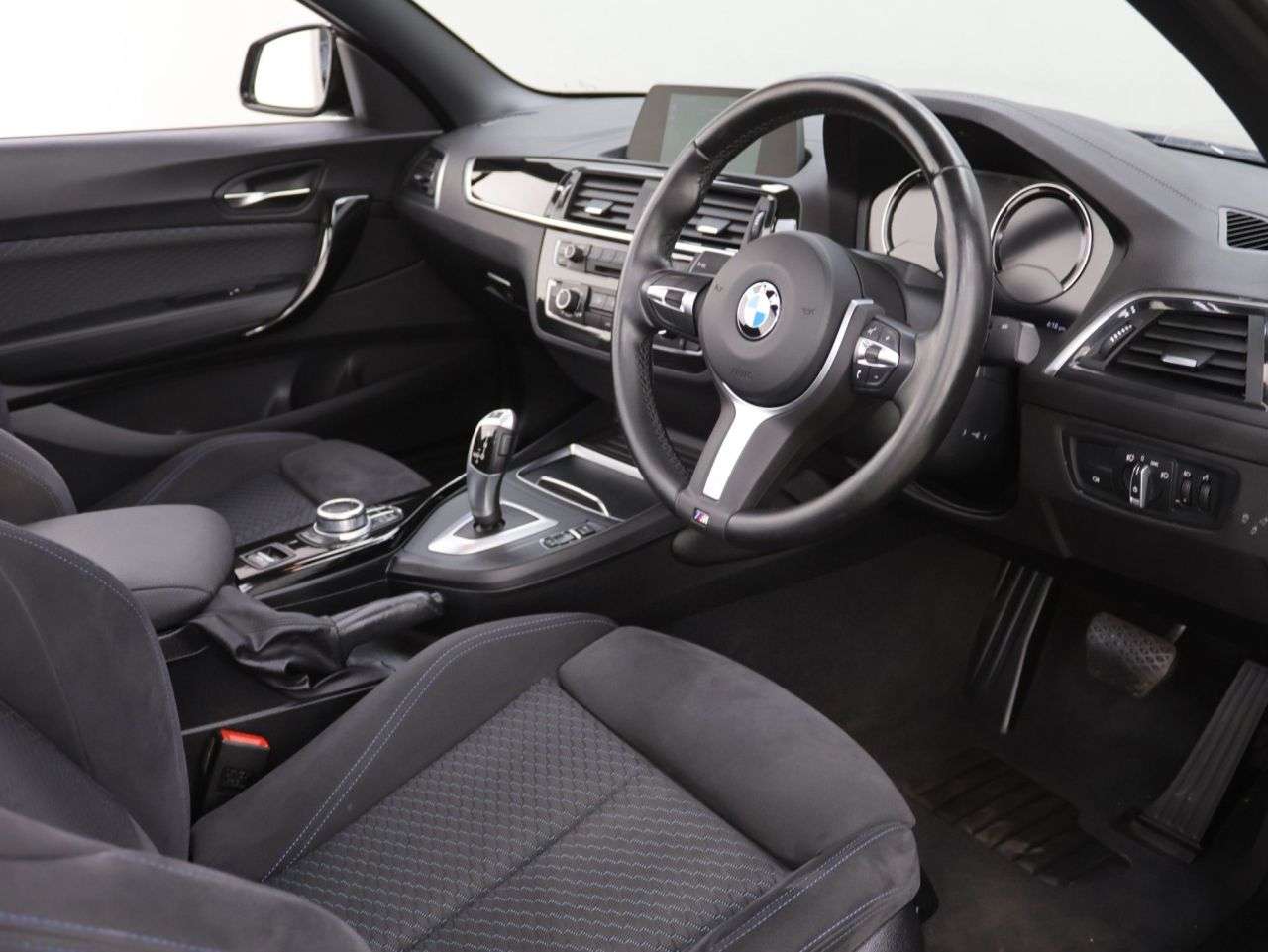 2021 BMW 2 SERIES 2021 BMW 2 SERIES