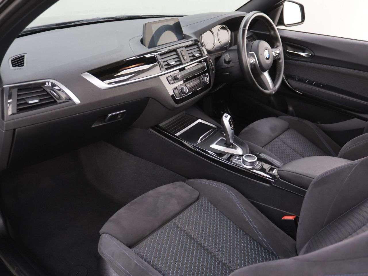 2021 BMW 2 SERIES 2021 BMW 2 SERIES