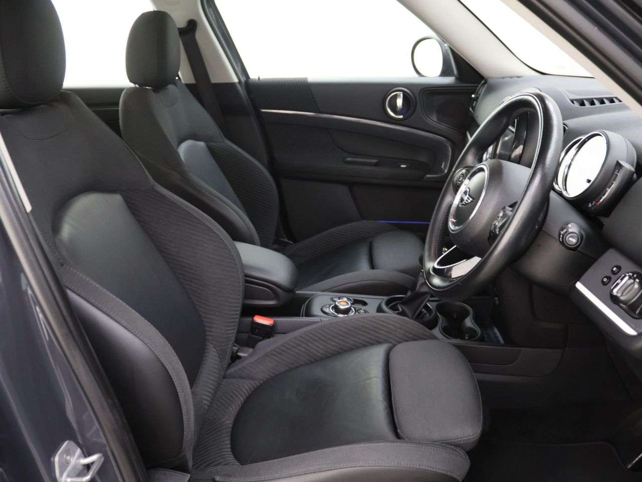 2018 MINI COUNTRYMAN 2018 MINI COUNTRYMAN