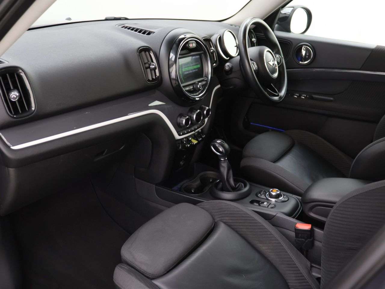 2018 MINI COUNTRYMAN 2018 MINI COUNTRYMAN