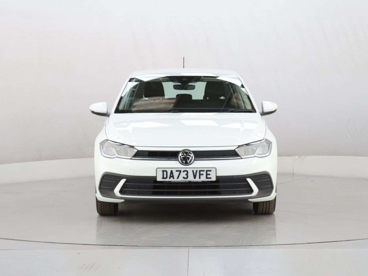 A 2023 VOLKSWAGEN POLO 1.0 EVO Life Hatchback 5dr Petrol Manual Euro 6 (s/s) (80 ps) A 2023 VOLKSWAGEN POLO 1.0 EVO Life Hatchback 5dr Petrol Manual Euro 6 (s/s) (80 ps)