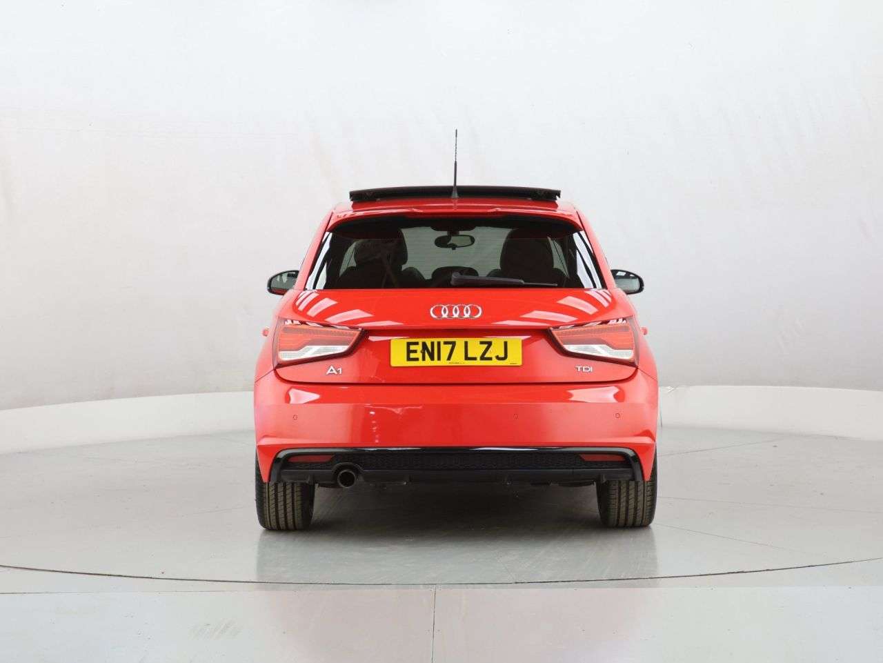 2017 AUDI A1 2017 AUDI A1