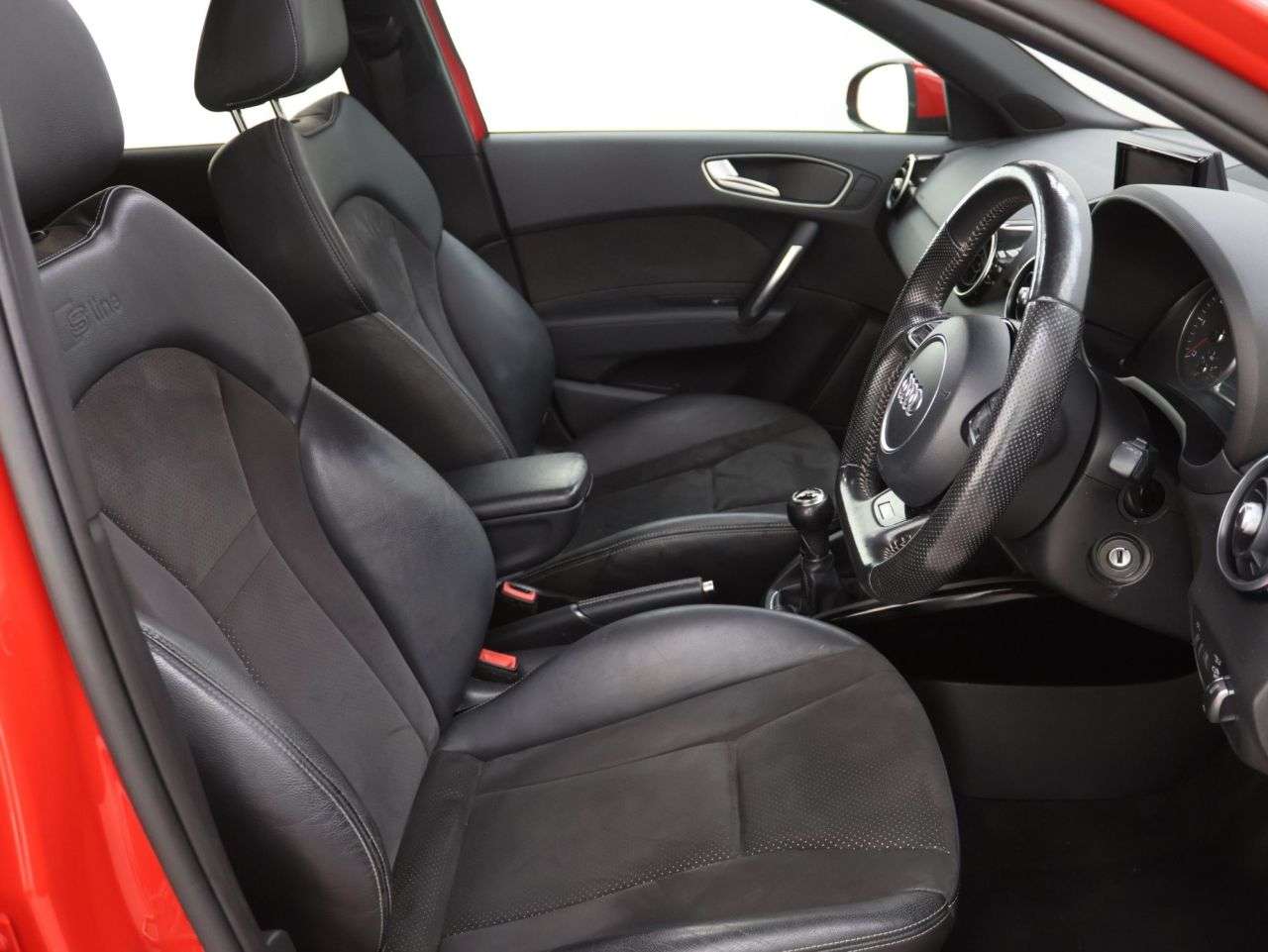 2017 AUDI A1 2017 AUDI A1