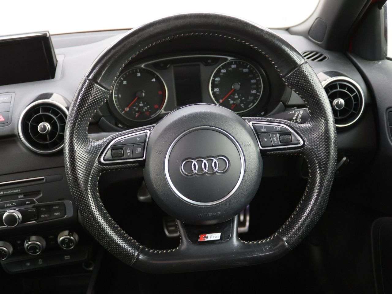 2017 AUDI A1 2017 AUDI A1