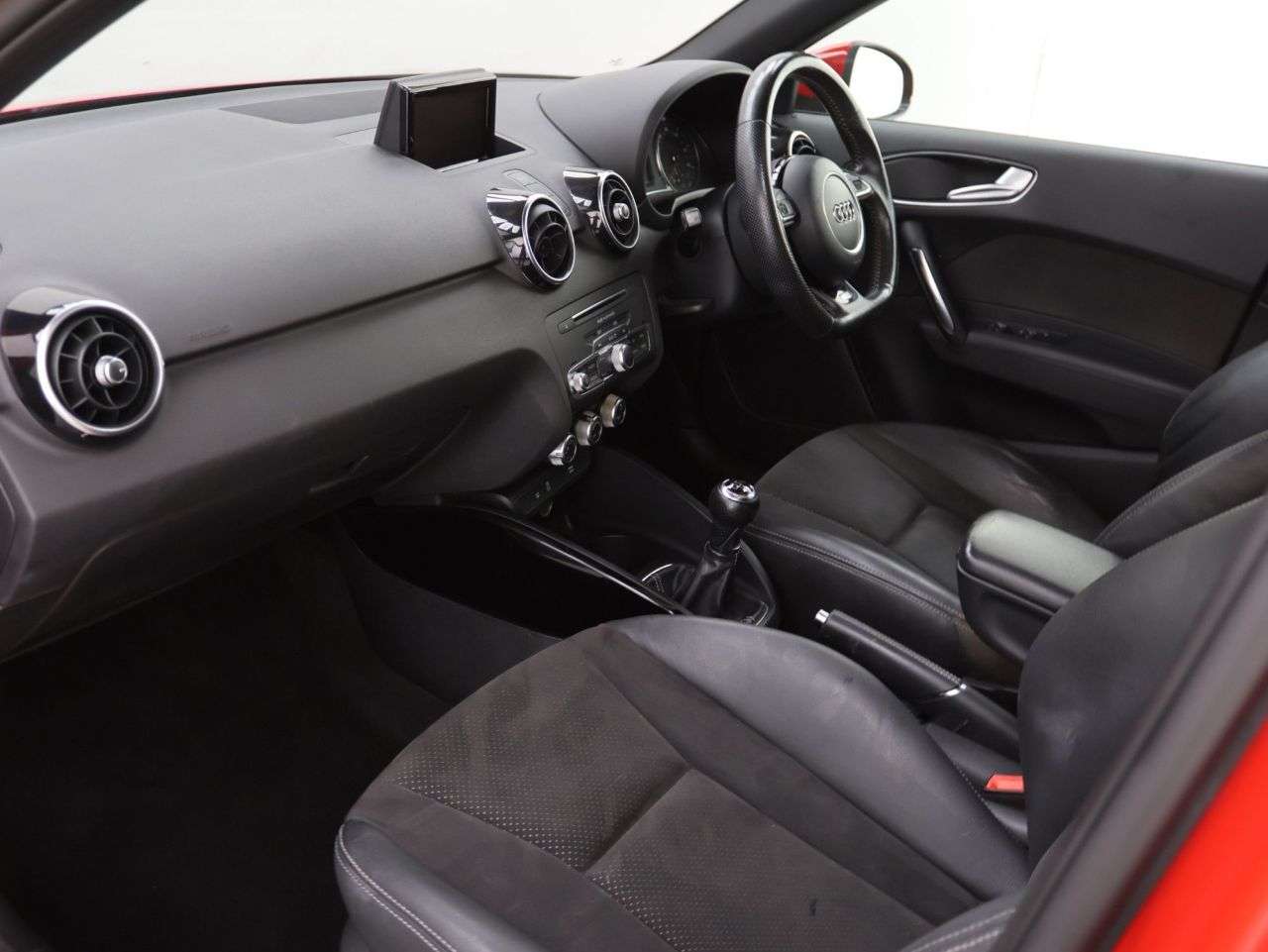 2017 AUDI A1 2017 AUDI A1