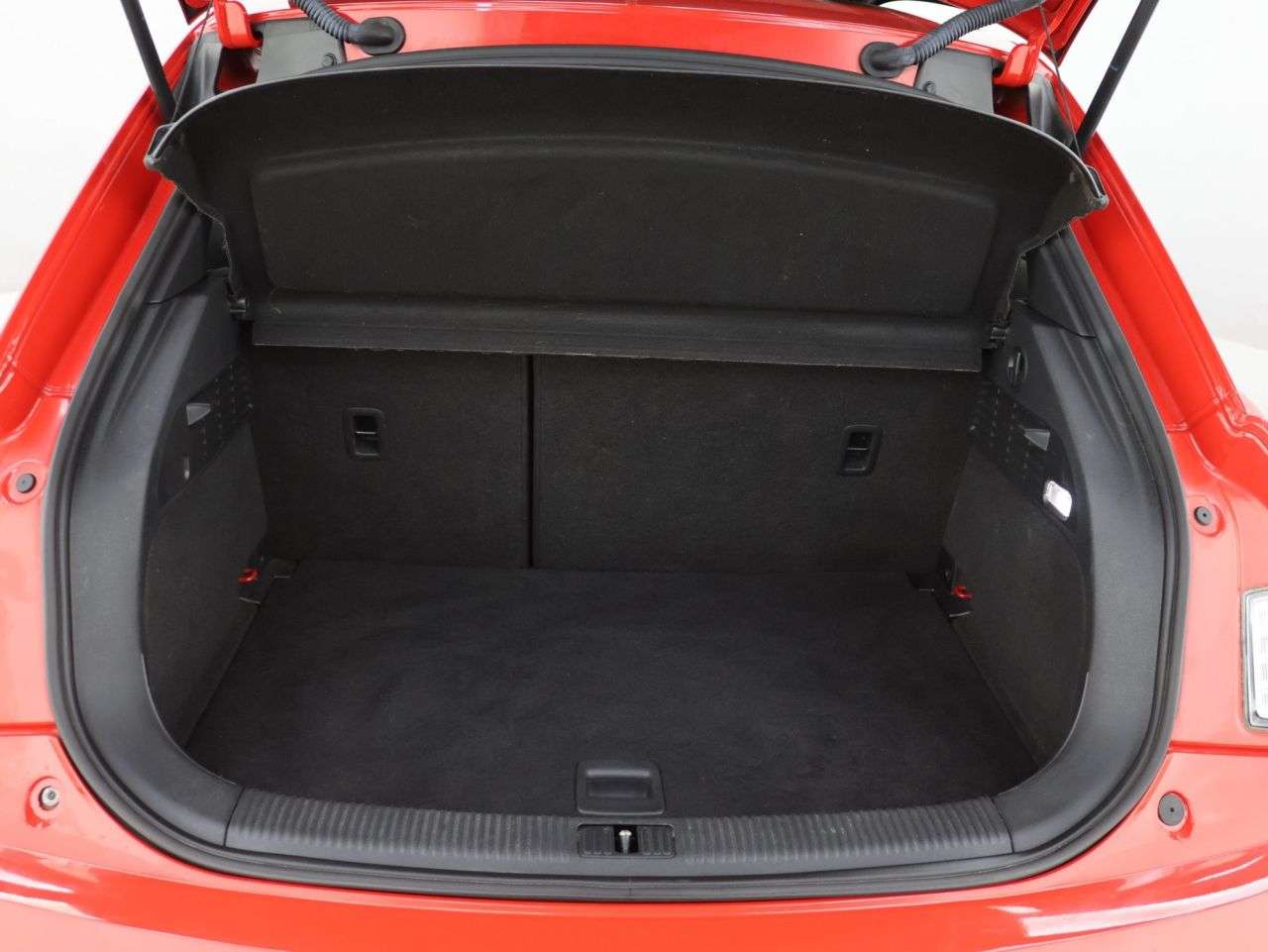 2017 AUDI A1 2017 AUDI A1