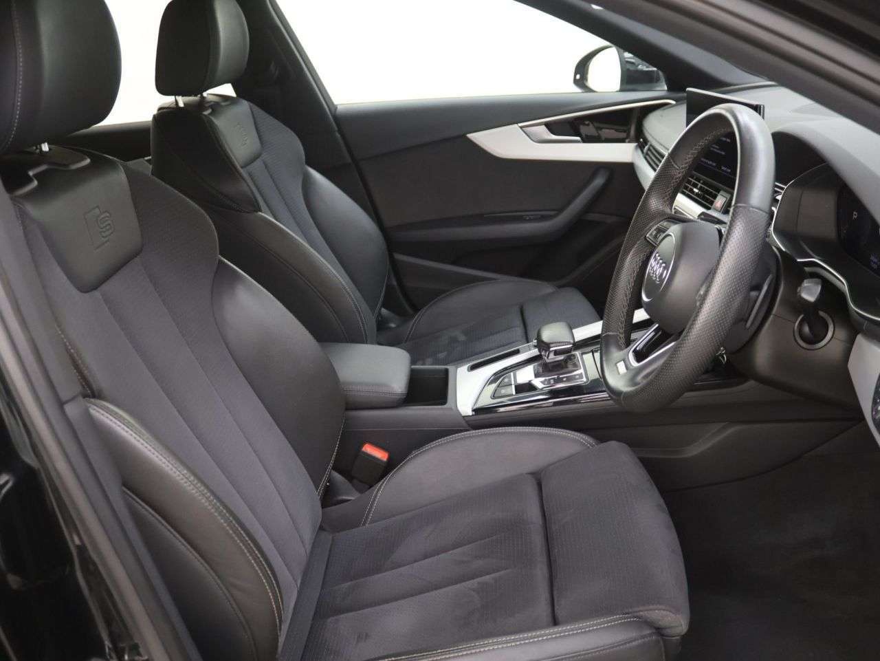 2024 AUDI A4 2024 AUDI A4