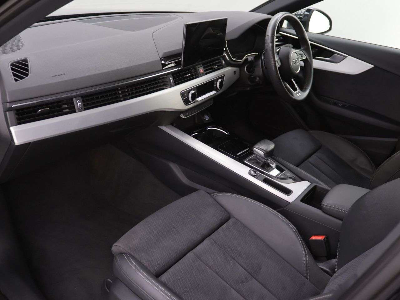 2024 AUDI A4 2024 AUDI A4