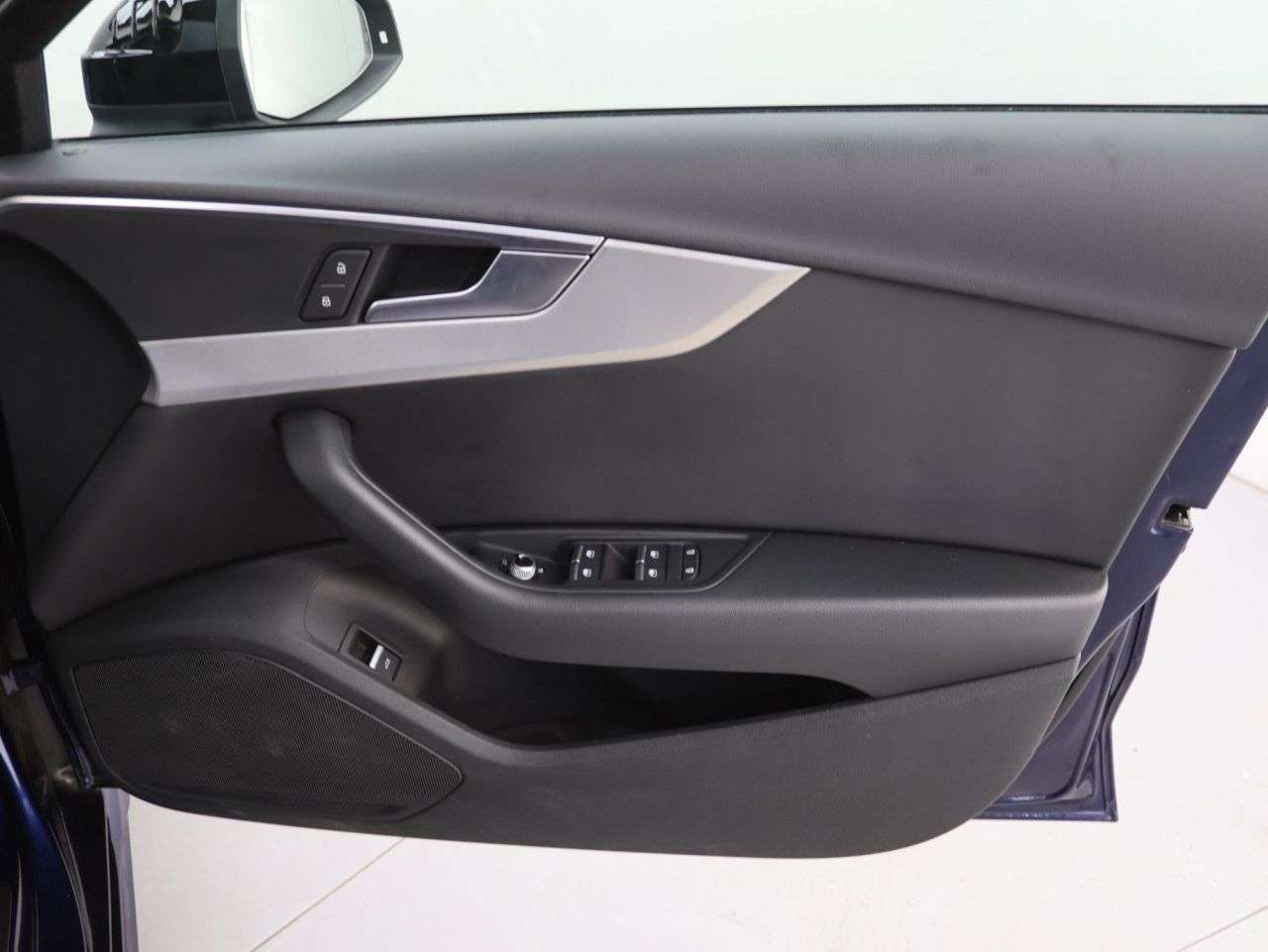 2023 AUDI A4 2023 AUDI A4
