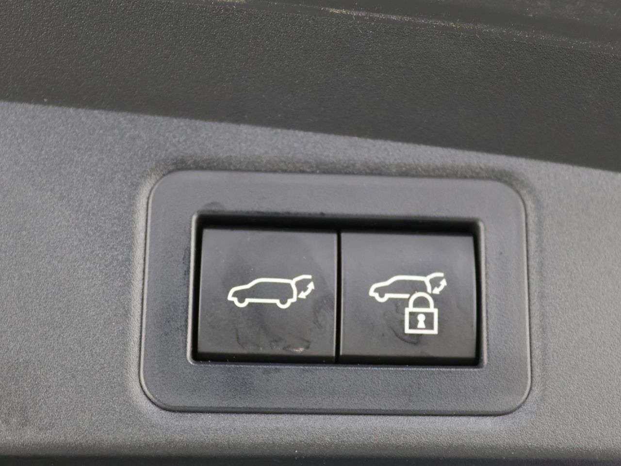 2023 TOYOTA COROLLA 2023 TOYOTA COROLLA