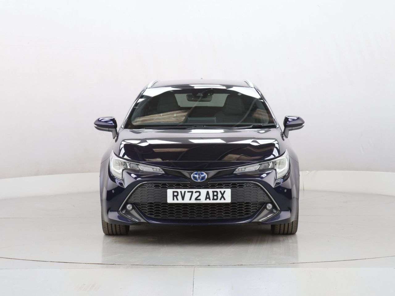 A 2022 TOYOTA COROLLA 1.8 VVT-h Design Touring Sports 5dr Petrol Hybrid CVT Euro 6 (s/s) (140 ps) A 2022 TOYOTA COROLLA 1.8 VVT-h Design Touring Sports 5dr Petrol Hybrid CVT Euro 6 (s/s) (140 ps)