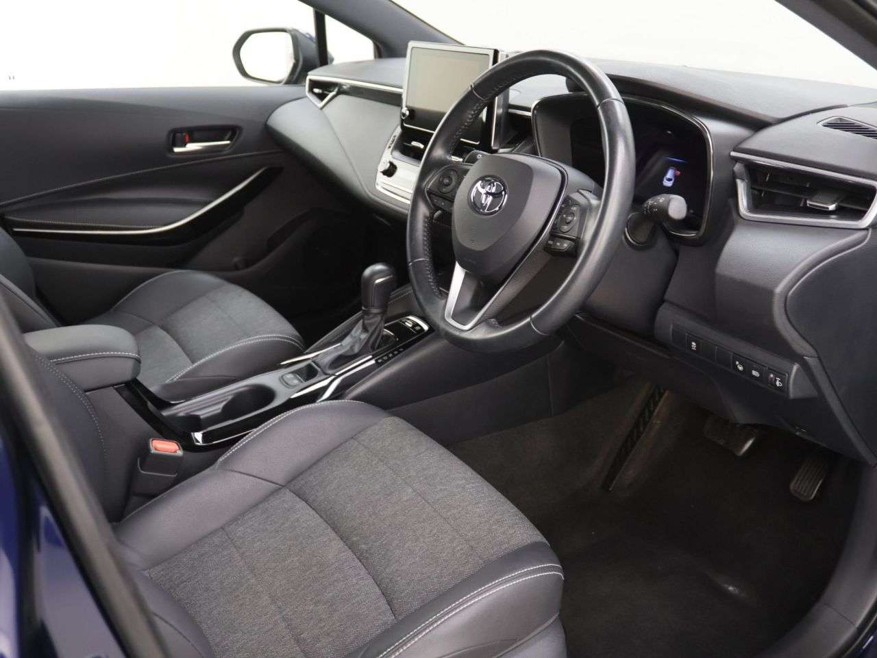 2022 TOYOTA COROLLA 2022 TOYOTA COROLLA