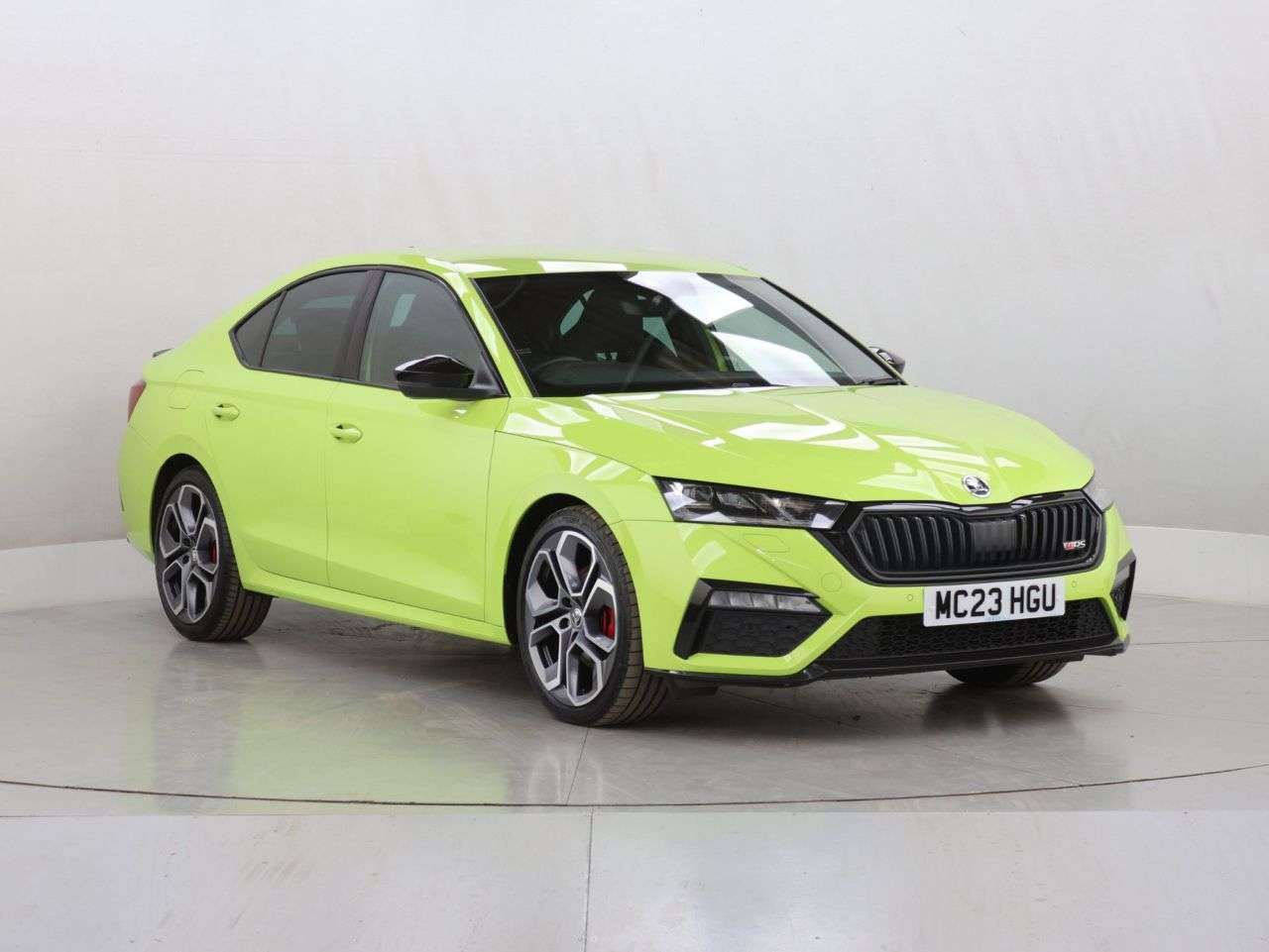 A 2023 SKODA OCTAVIA 2.0 TDI vRS Hatchback 5dr Diesel DSG Euro 6 (s/s) (200 ps) A 2023 SKODA OCTAVIA 2.0 TDI vRS Hatchback 5dr Diesel DSG Euro 6 (s/s) (200 ps)
