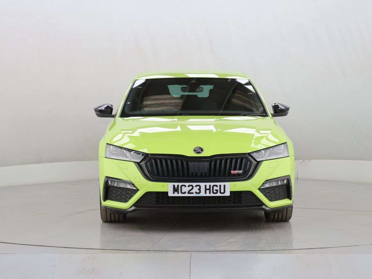 A 2023 SKODA OCTAVIA 2.0 TDI vRS Hatchback 5dr Diesel DSG Euro 6 (s/s) (200 ps) A 2023 SKODA OCTAVIA 2.0 TDI vRS Hatchback 5dr Diesel DSG Euro 6 (s/s) (200 ps)