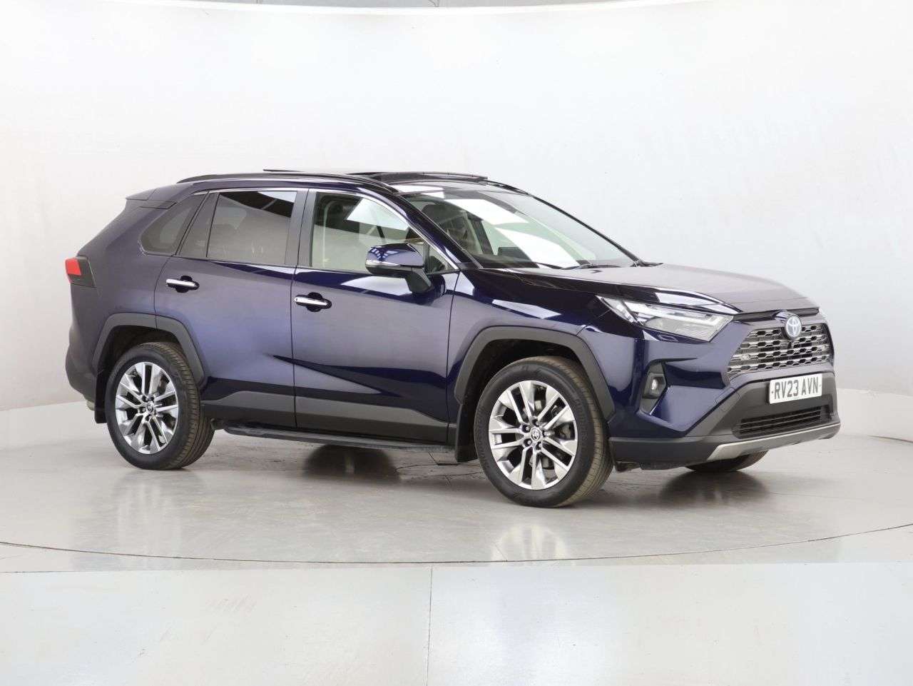 A 2023 TOYOTA RAV4 2.5 VVT-h GPF Excel SUV 5dr Petrol Hybrid CVT Euro 6 (s/s) (218 ps) A 2023 TOYOTA RAV4 2.5 VVT-h GPF Excel SUV 5dr Petrol Hybrid CVT Euro 6 (s/s) (218 ps)