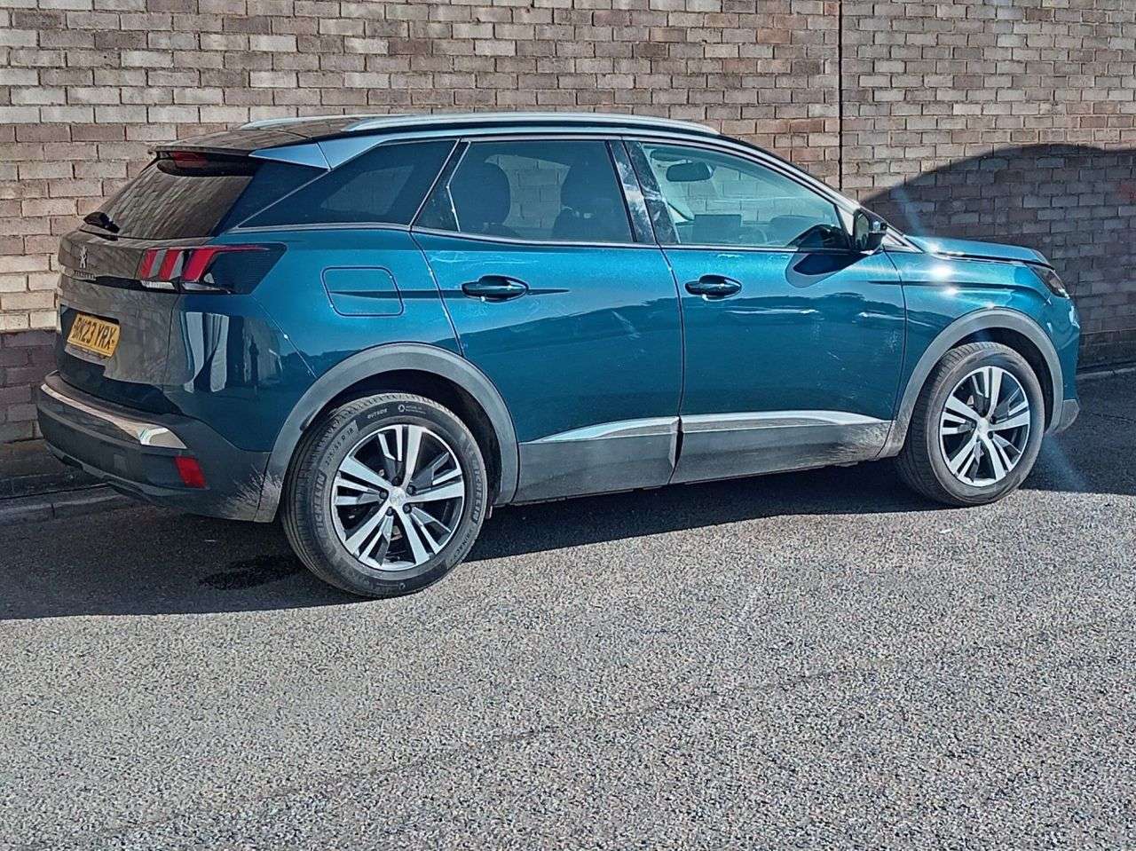 2023 PEUGEOT 3008 2023 PEUGEOT 3008