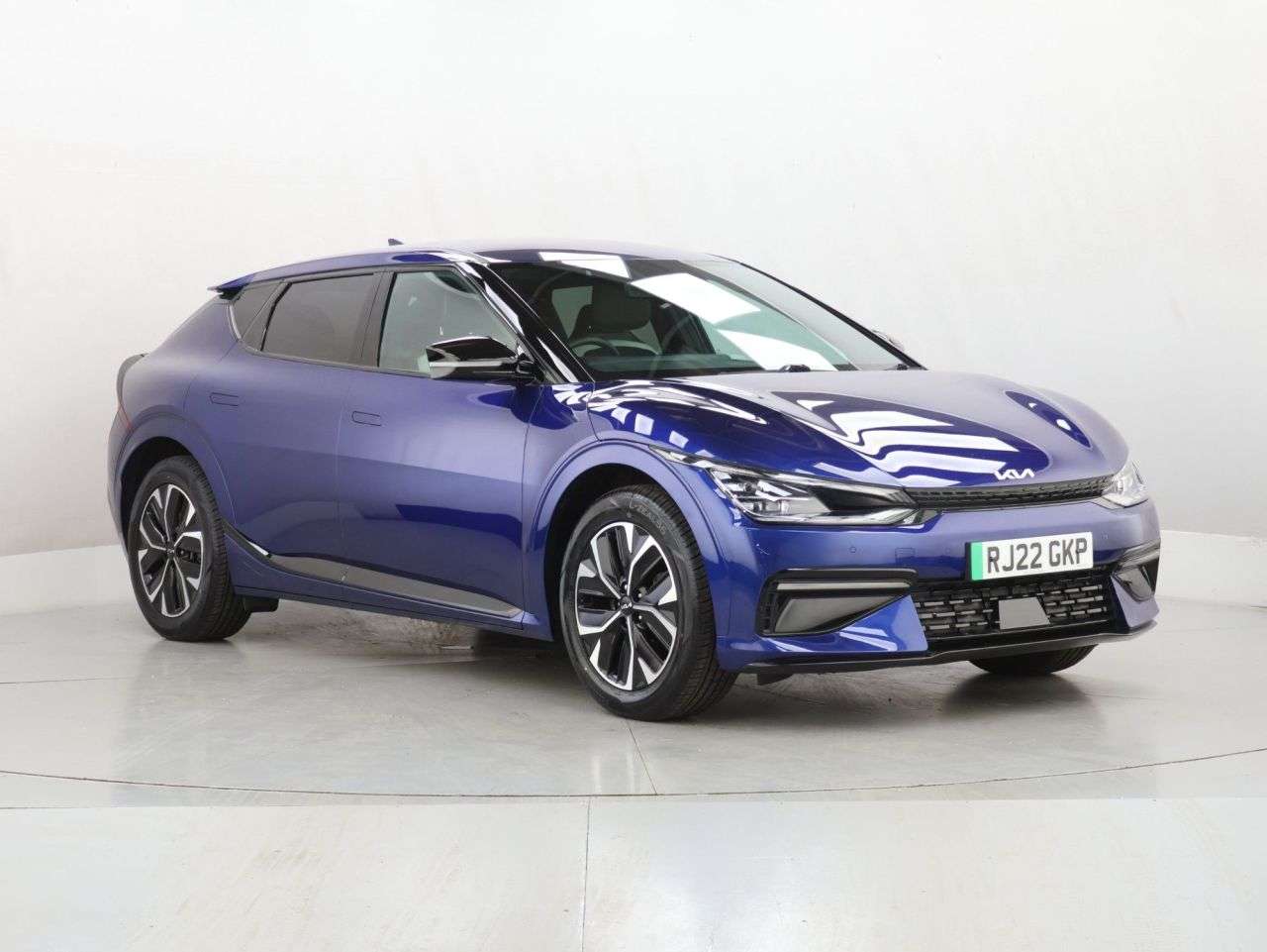 A 2022 KIA EV6 77.4kWh GT-Line Hatchback 5dr Electric Auto (225 bhp) A 2022 KIA EV6 77.4kWh GT-Line Hatchback 5dr Electric Auto (225 bhp)