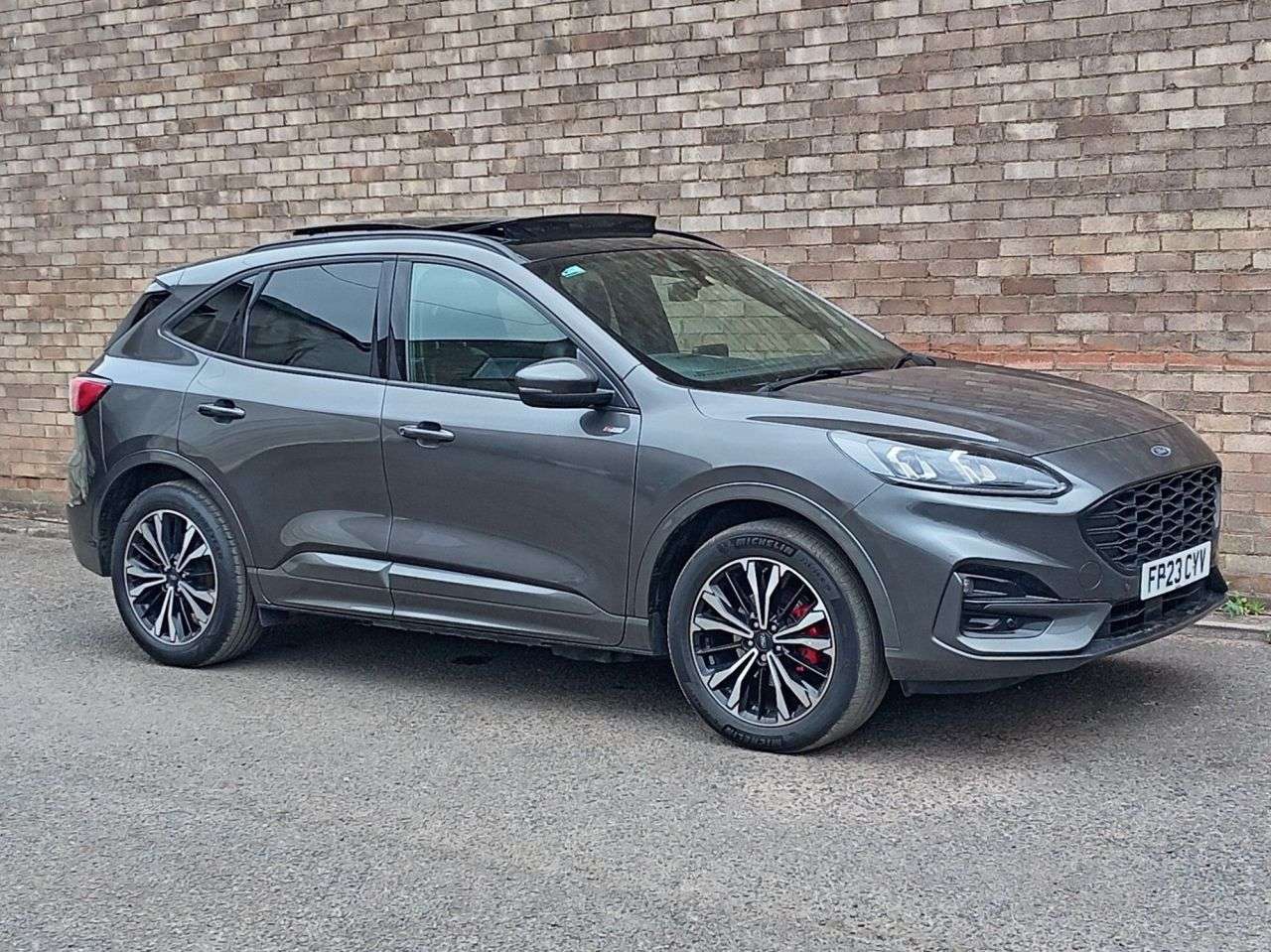 A 2023 FORD KUGA 2.5 EcoBoost Duratec 14.4kWh ST-Line X SUV 5dr Petrol Plug-in Hybrid CVT Eu A 2023 FORD KUGA 2.5 EcoBoost Duratec 14.4kWh ST-Line X SUV 5dr Petrol Plug-in Hybrid CVT Eu