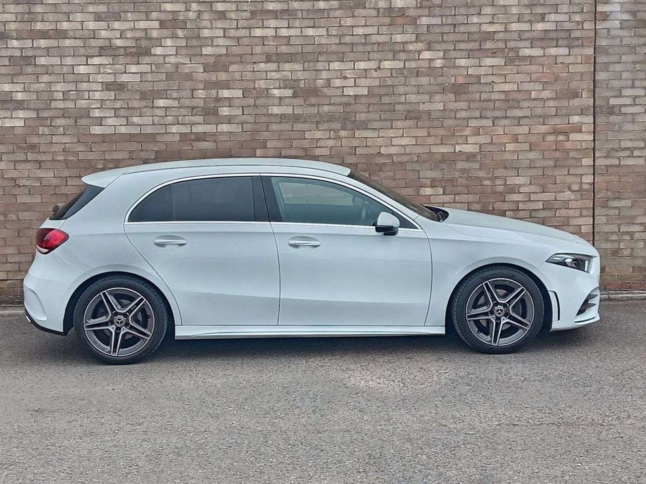 A 2021 MERCEDES-BENZ A CLASS 1.3 A200 AMG Line Hatchback 5dr Petrol 7G-DCT Euro 6 (s/s) (163 ps) A 2021 MERCEDES-BENZ A CLASS 1.3 A200 AMG Line Hatchback 5dr Petrol 7G-DCT Euro 6 (s/s) (163 ps)