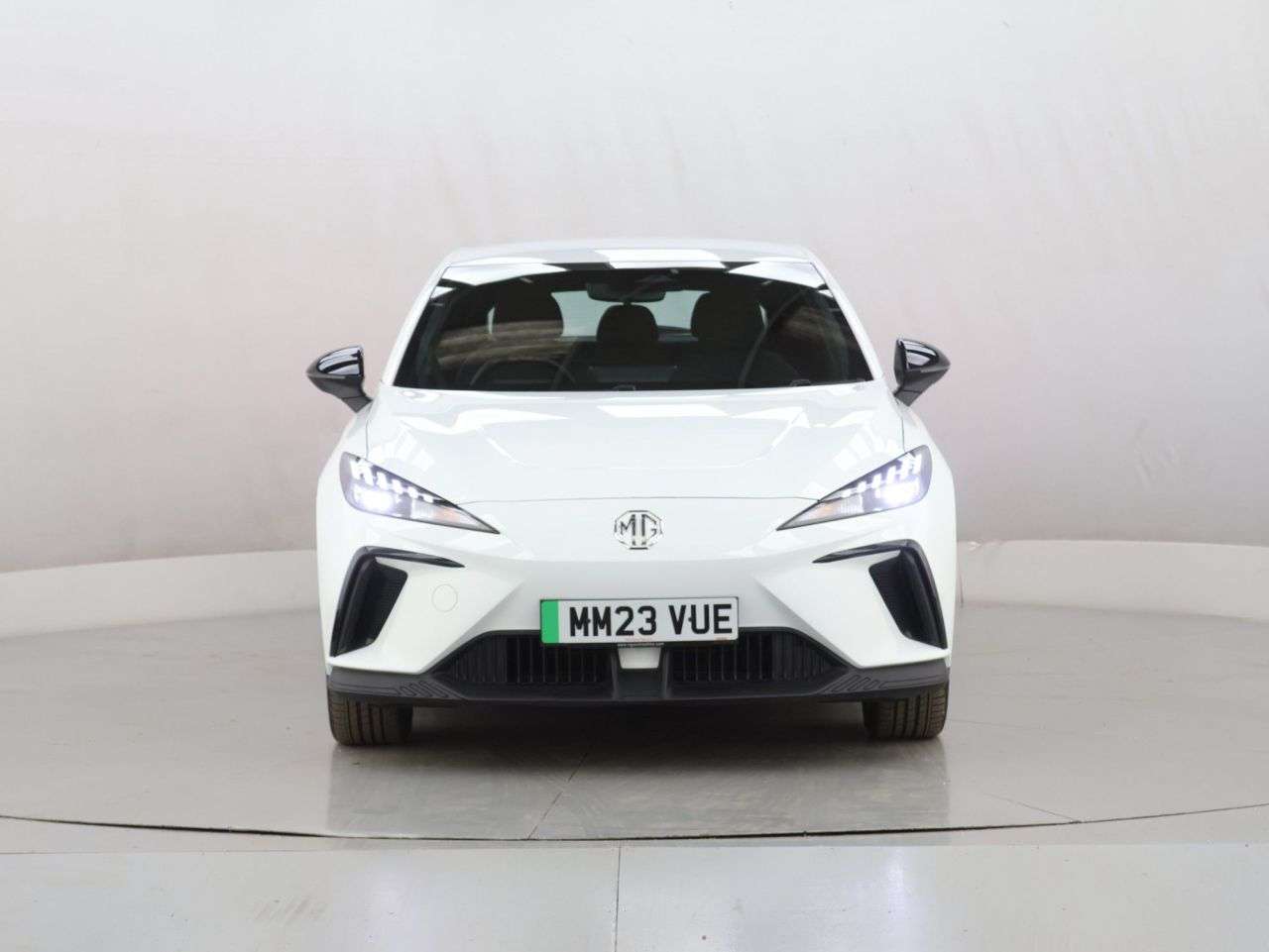 A 2023 MG MG 4 51kWh SE Hatchback 5dr Electric Auto (170 ps) A 2023 MG MG 4 51kWh SE Hatchback 5dr Electric Auto (170 ps)