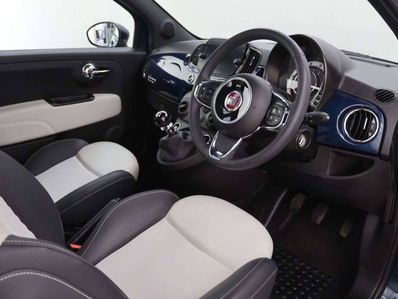2022 FIAT 500 2022 FIAT 500