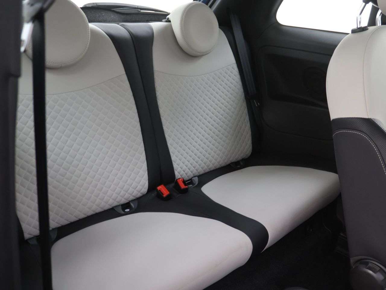 2022 FIAT 500 2022 FIAT 500