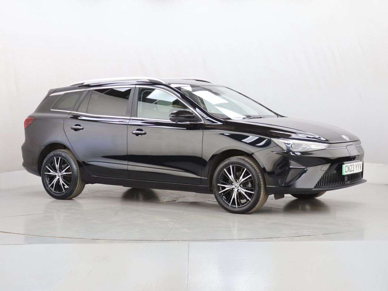 A 2023 MG MG 5 61.1kWh Trophy Long Range Estate 5dr Electric Auto (156 ps) A 2023 MG MG 5 61.1kWh Trophy Long Range Estate 5dr Electric Auto (156 ps)