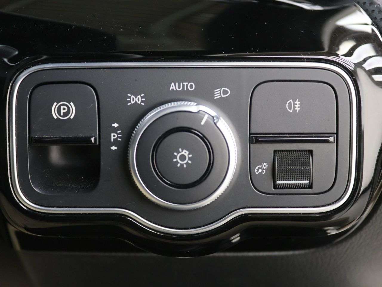 2020 MERCEDES-BENZ A CLASS 2020 MERCEDES-BENZ A CLASS