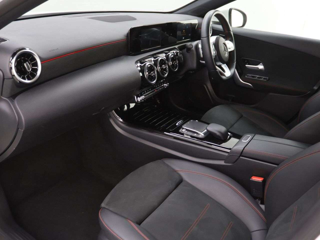 2020 MERCEDES-BENZ A CLASS 2020 MERCEDES-BENZ A CLASS