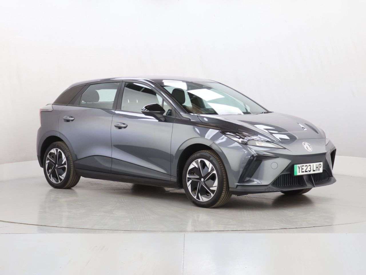 A 2023 MG MG 4 64kWh SE Long Range Hatchback 5dr Electric Auto (203 ps) A 2023 MG MG 4 64kWh SE Long Range Hatchback 5dr Electric Auto (203 ps)