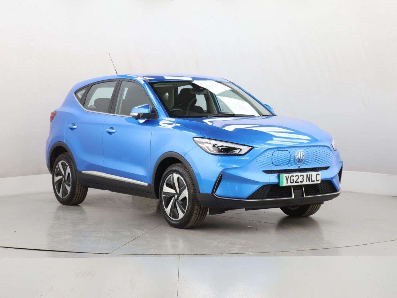 A 2023 MG MG ZS 72.6kWh SE Long Range SUV 5dr Electric Auto (156 ps) A 2023 MG MG ZS 72.6kWh SE Long Range SUV 5dr Electric Auto (156 ps)