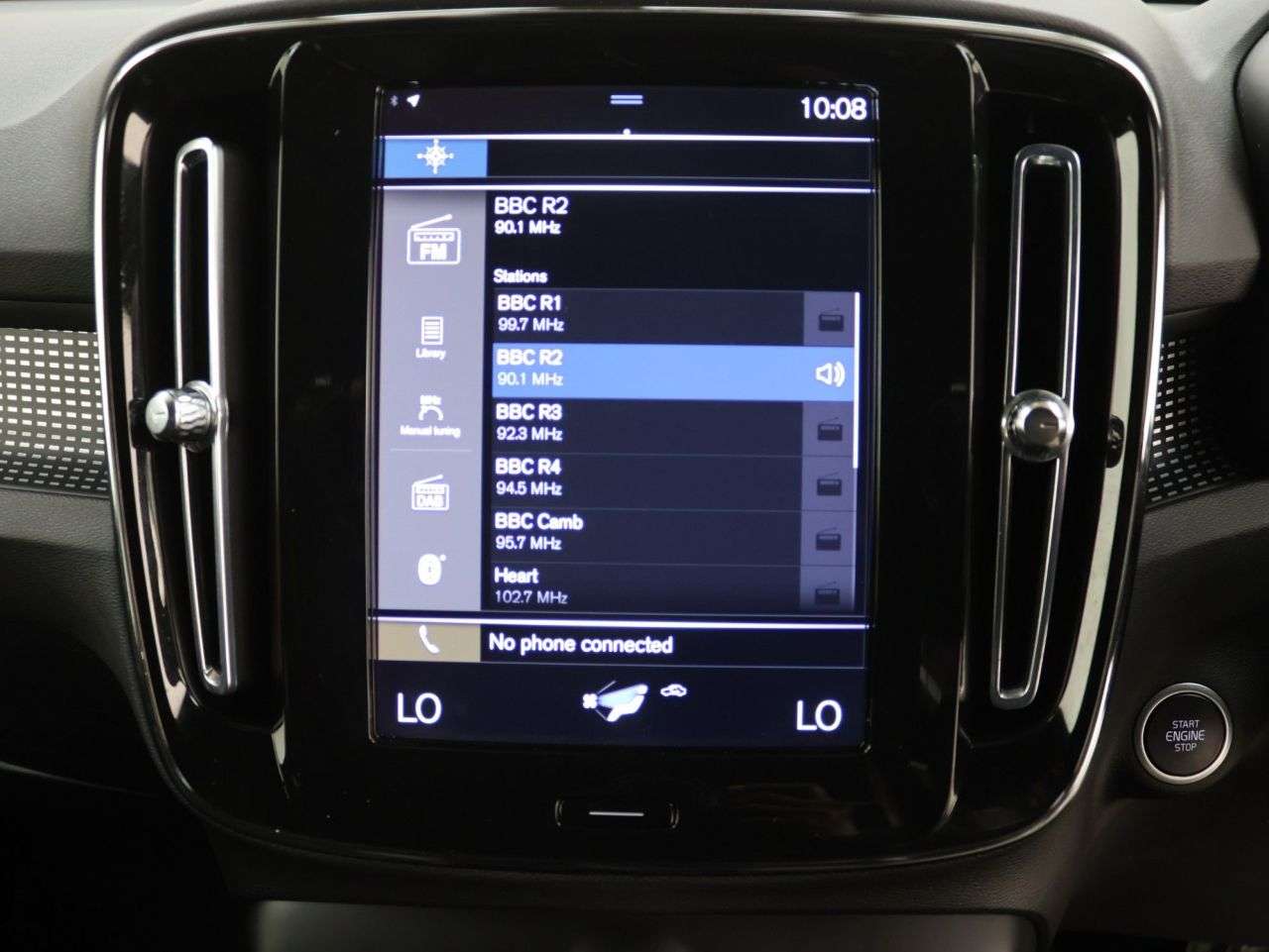 2022 VOLVO XC40 2022 VOLVO XC40