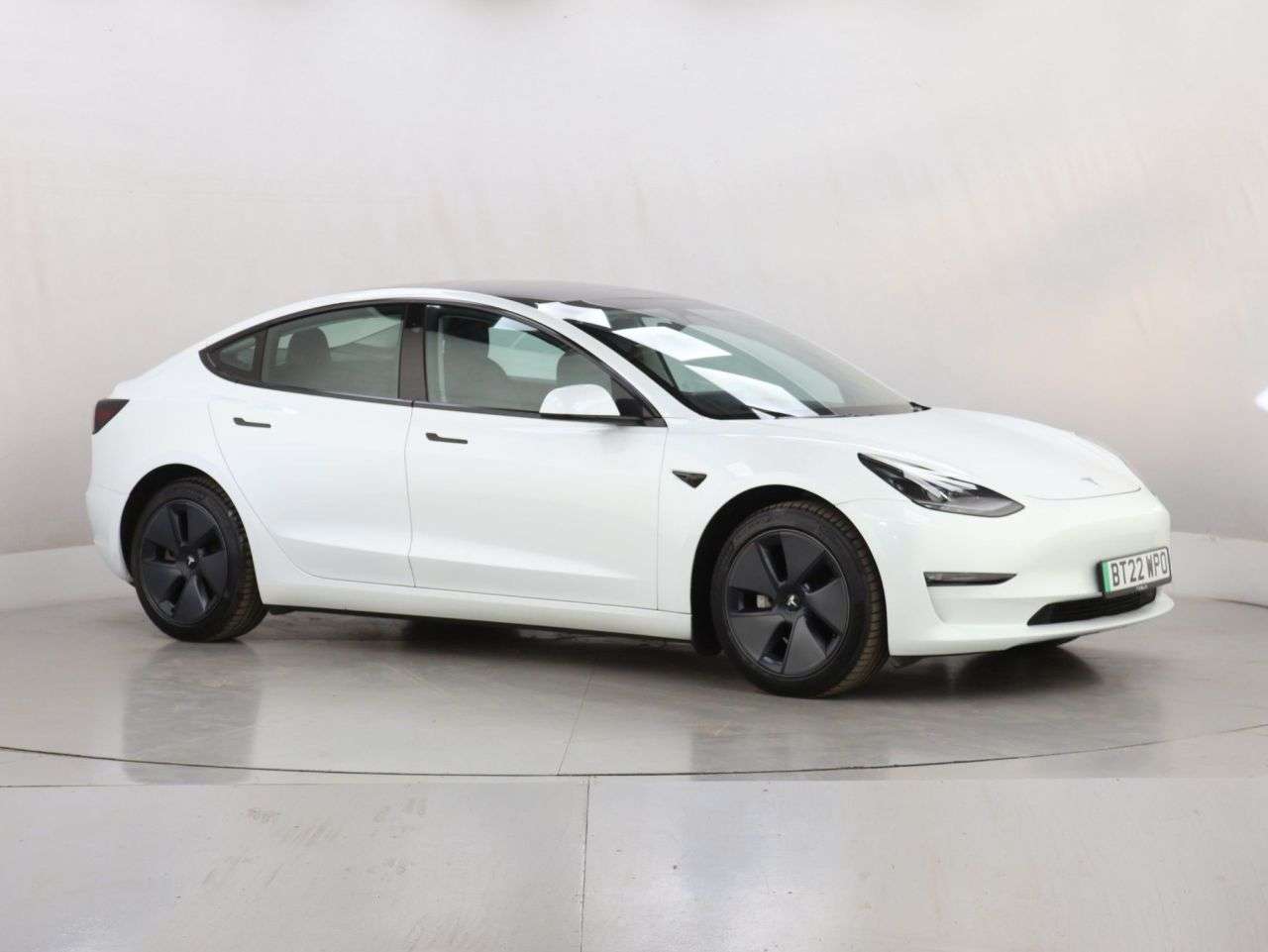 A 2022 TESLA MODEL 3 (Dual Motor) Long Range Saloon 4dr Electric Auto 4WDE (346 ps) A 2022 TESLA MODEL 3 (Dual Motor) Long Range Saloon 4dr Electric Auto 4WDE (346 ps)