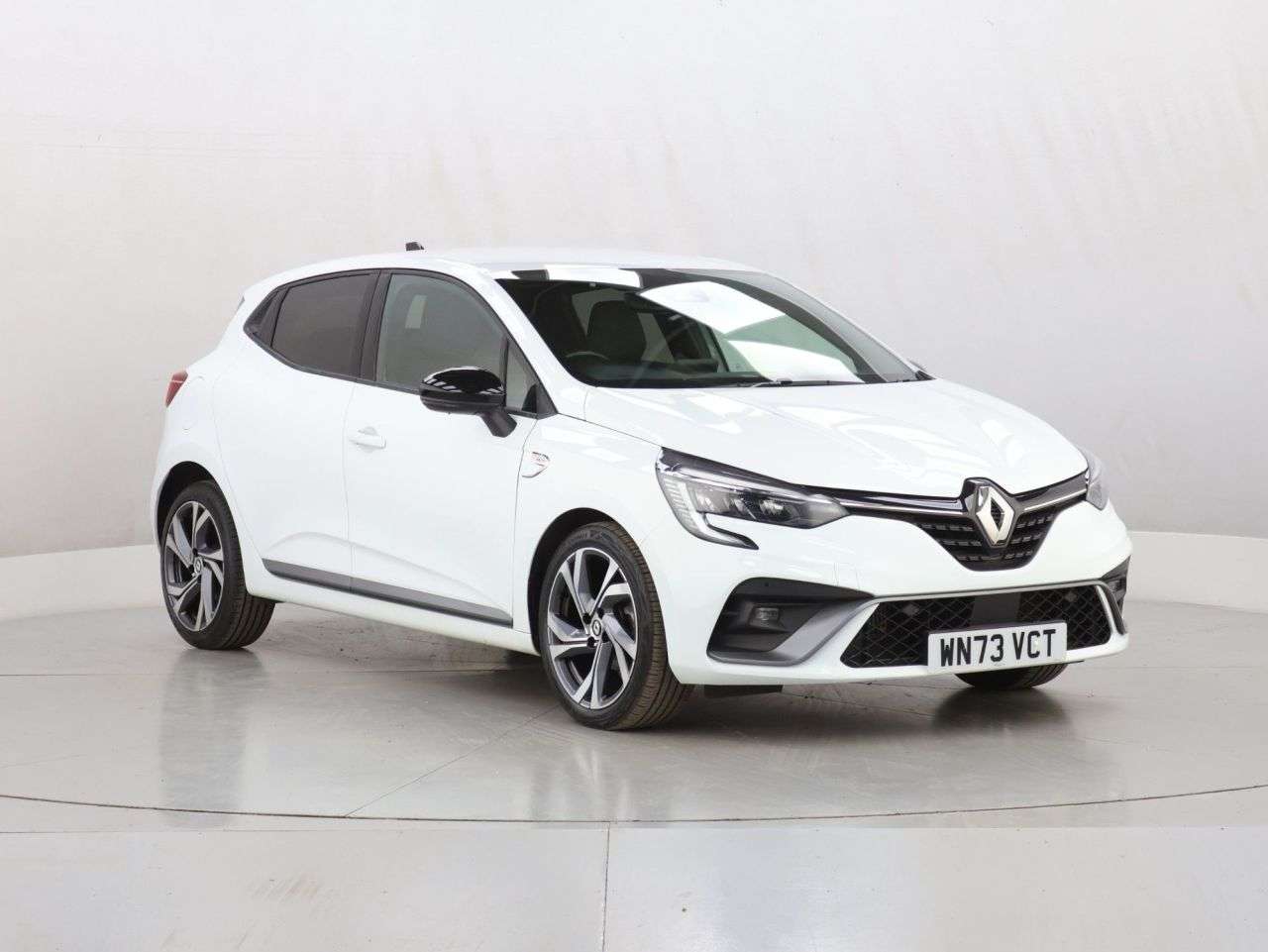 A 2023 RENAULT CLIO 1.0 TCe RS Line Hatchback 5dr Petrol Manual Euro 6 (s/s) (90 ps) A 2023 RENAULT CLIO 1.0 TCe RS Line Hatchback 5dr Petrol Manual Euro 6 (s/s) (90 ps)