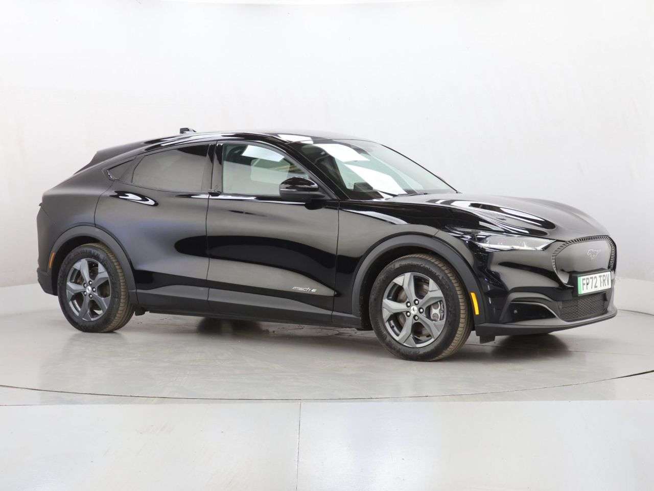 A 2022 FORD MUSTANG MACH-E Standard Range 70kWh SUV 5dr Electric Automatic (269 ps) A 2022 FORD MUSTANG MACH-E Standard Range 70kWh SUV 5dr Electric Automatic (269 ps)