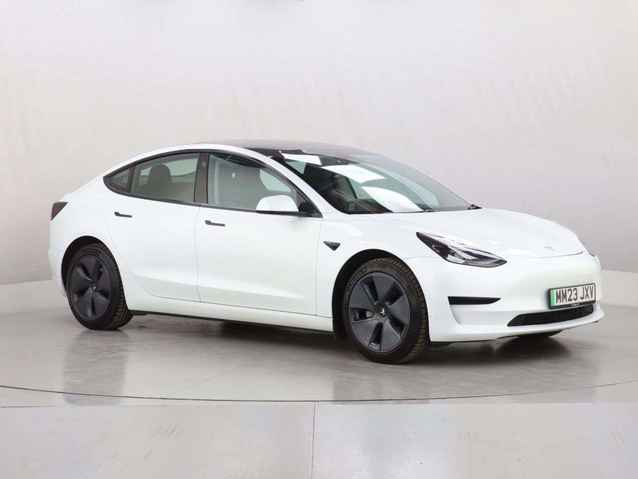 A 2023 TESLA MODEL 3 Saloon 4dr Electric Auto RWD (241 bhp) A 2023 TESLA MODEL 3 Saloon 4dr Electric Auto RWD (241 bhp)