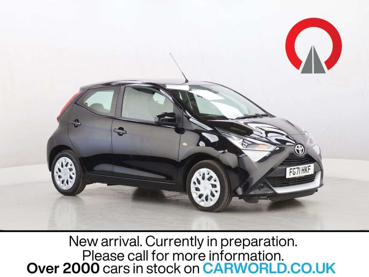A 2022 TOYOTA AYGO 1.0 VVT-i x-play Hatchback 5dr Petrol x-shift Euro 6 (Safety Sense) (71 ps) A 2022 TOYOTA AYGO 1.0 VVT-i x-play Hatchback 5dr Petrol x-shift Euro 6 (Safety Sense) (71 ps)