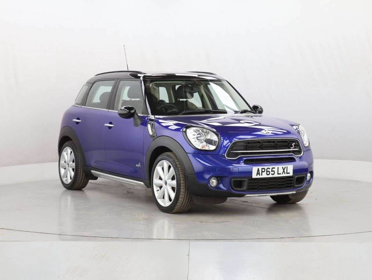 A 2016 MINI COUNTRYMAN 1.6 Cooper S SUV 5dr Petrol Steptronic ALL4 Euro 5 (184 ps) A 2016 MINI COUNTRYMAN 1.6 Cooper S SUV 5dr Petrol Steptronic ALL4 Euro 5 (184 ps)