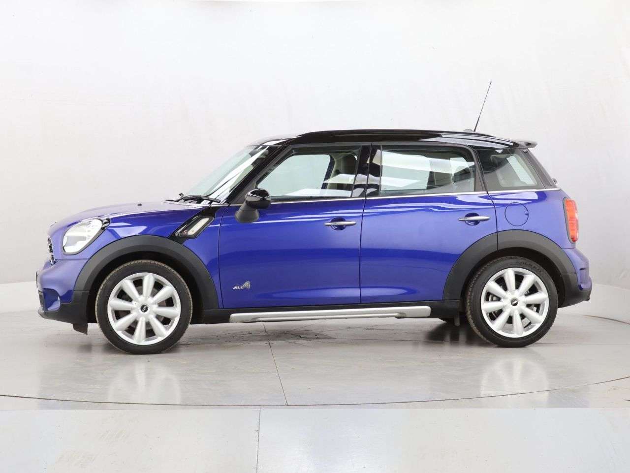 2016 MINI COUNTRYMAN 2016 MINI COUNTRYMAN