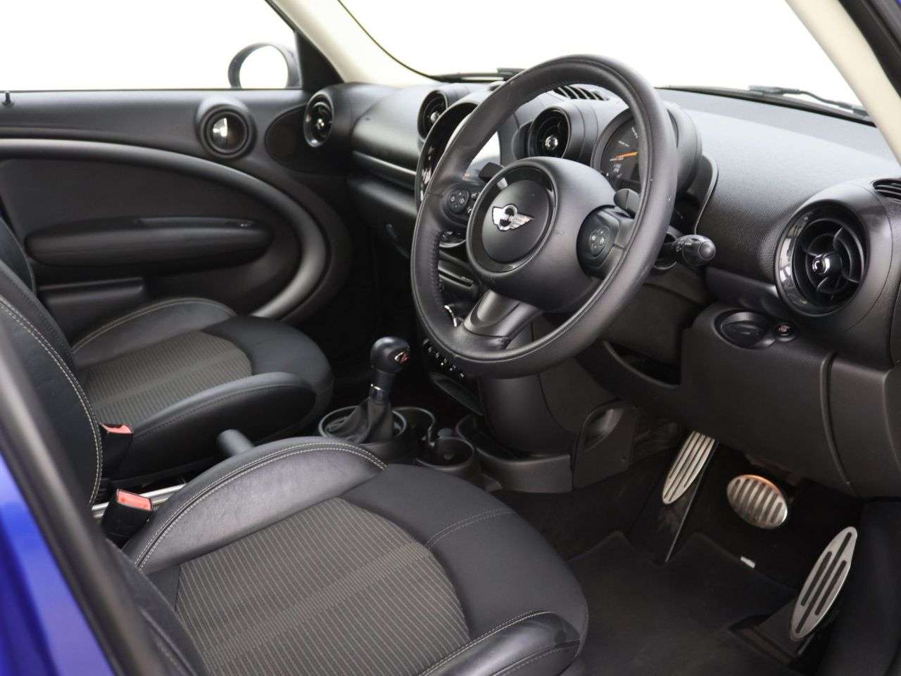 2016 MINI COUNTRYMAN 2016 MINI COUNTRYMAN