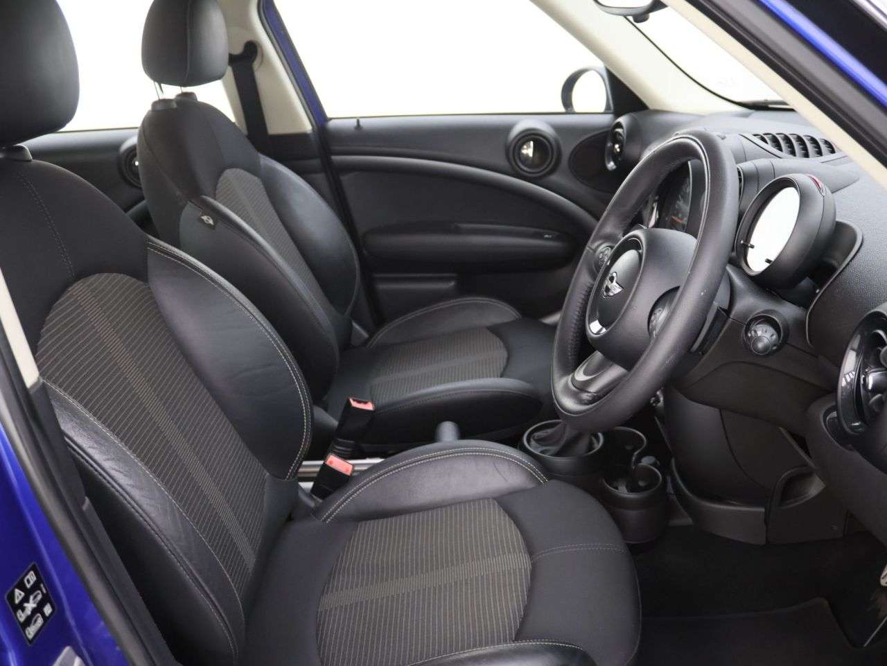 2016 MINI COUNTRYMAN 2016 MINI COUNTRYMAN