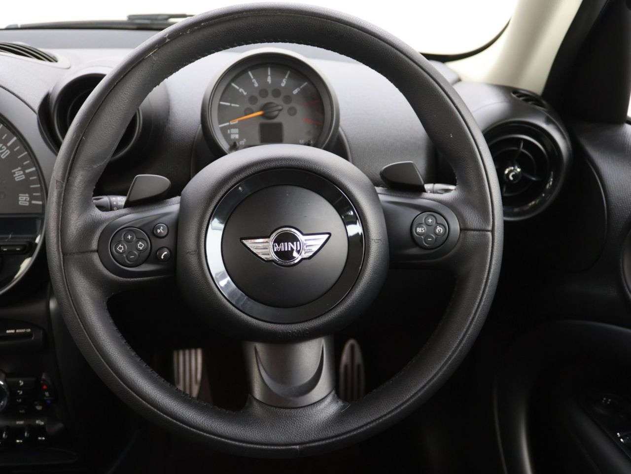 2016 MINI COUNTRYMAN 2016 MINI COUNTRYMAN